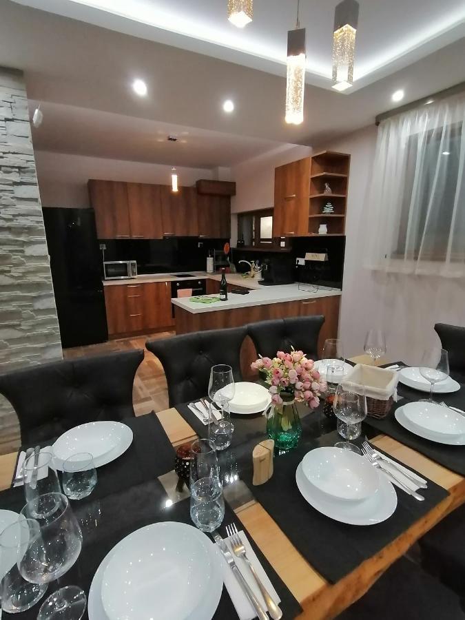Къща За Гости Радост Guest House Radost Razlog Eksteriør billede