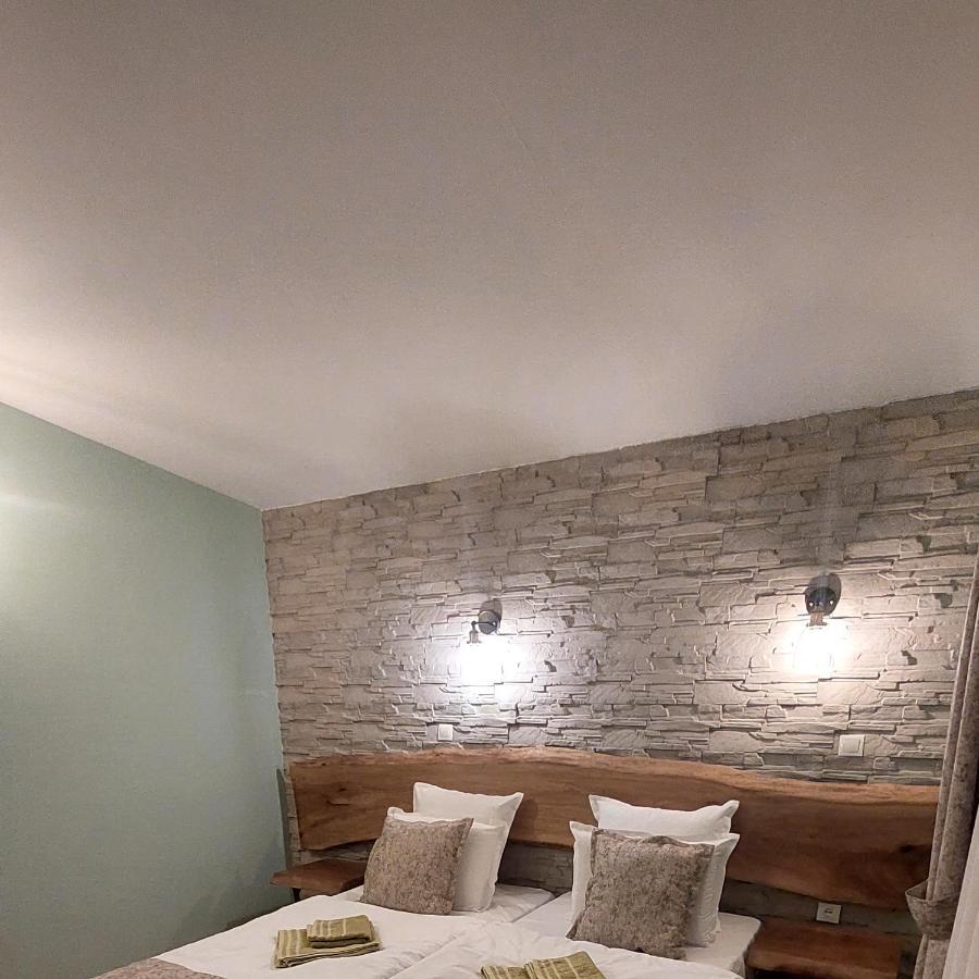 Къща За Гости Радост Guest House Radost Razlog Eksteriør billede