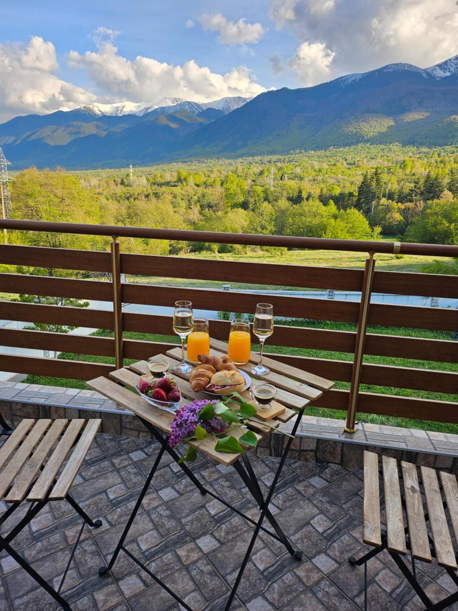 Къща За Гости Радост Guest House Radost Razlog Eksteriør billede
